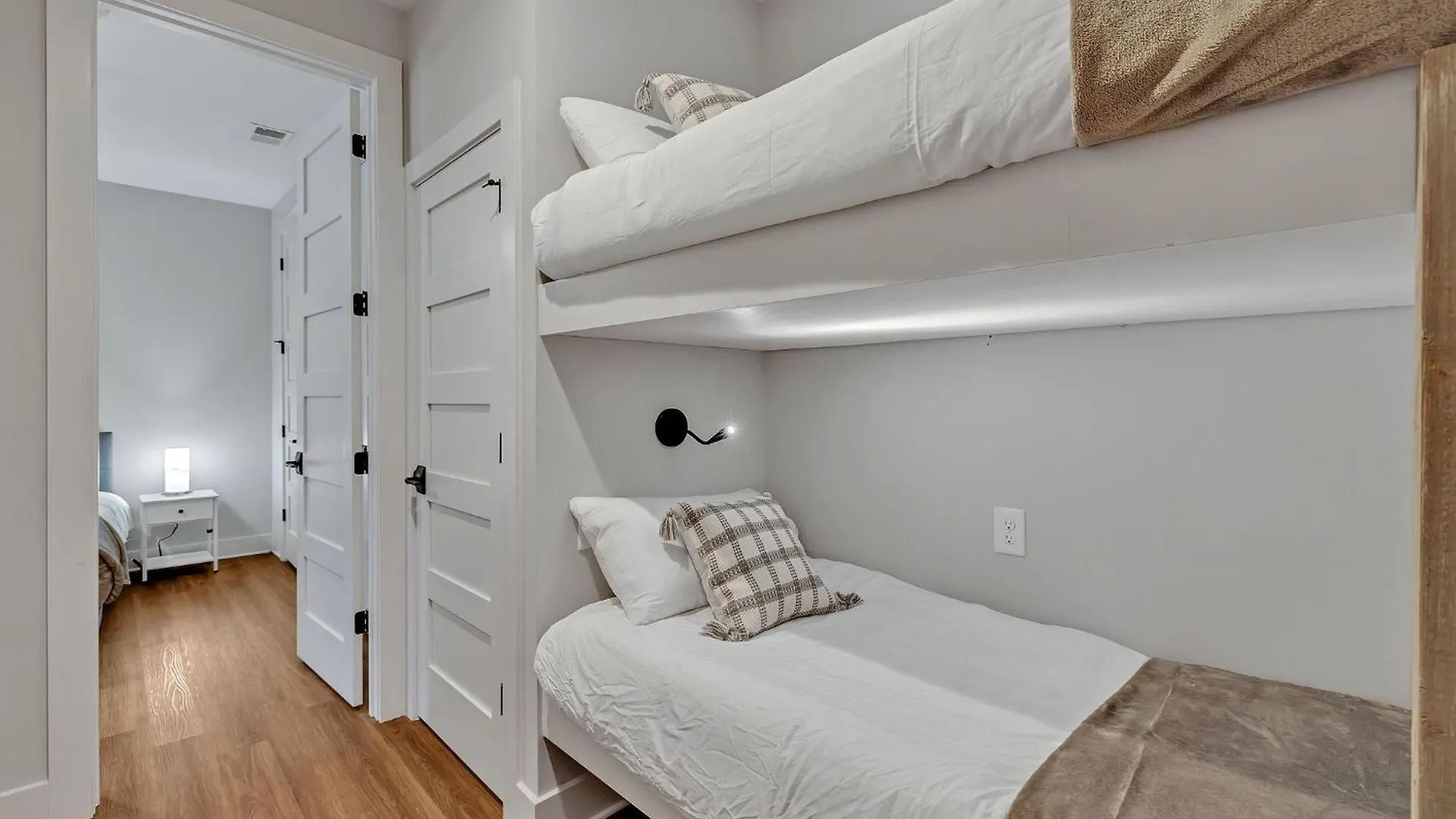 Melrose Mezzo - 5 Mins To Broadway - Rooftop Nashville Holiday home